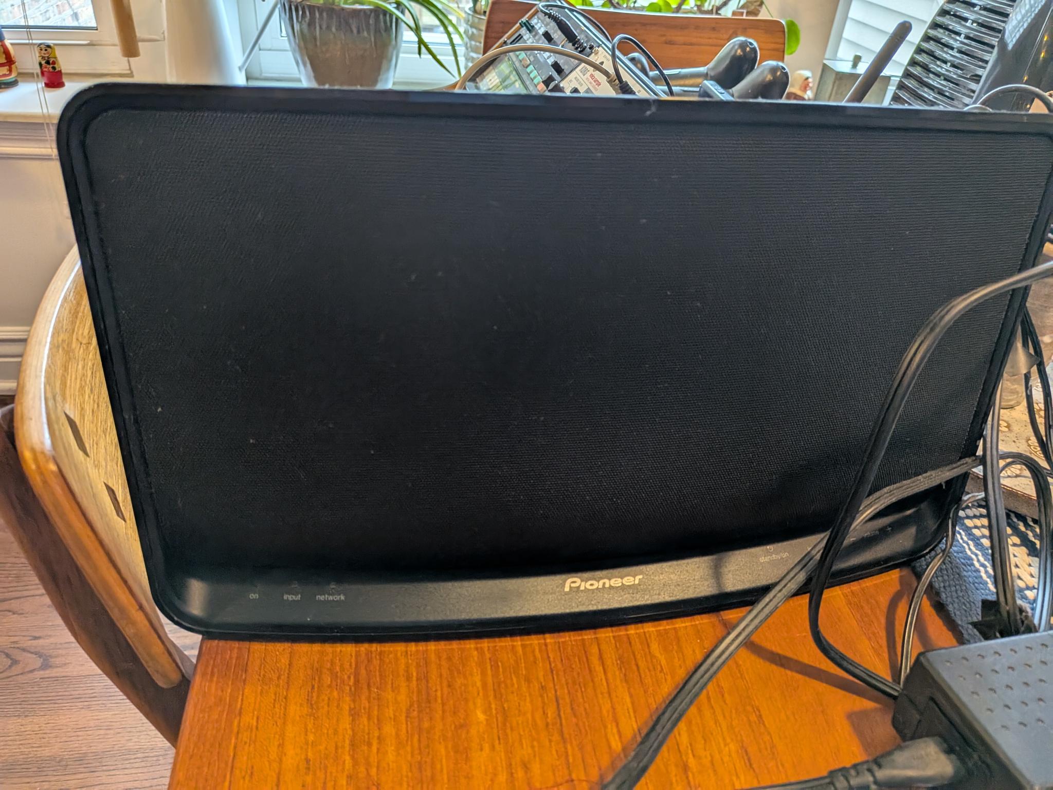 Pioneer Bookcase Speaker