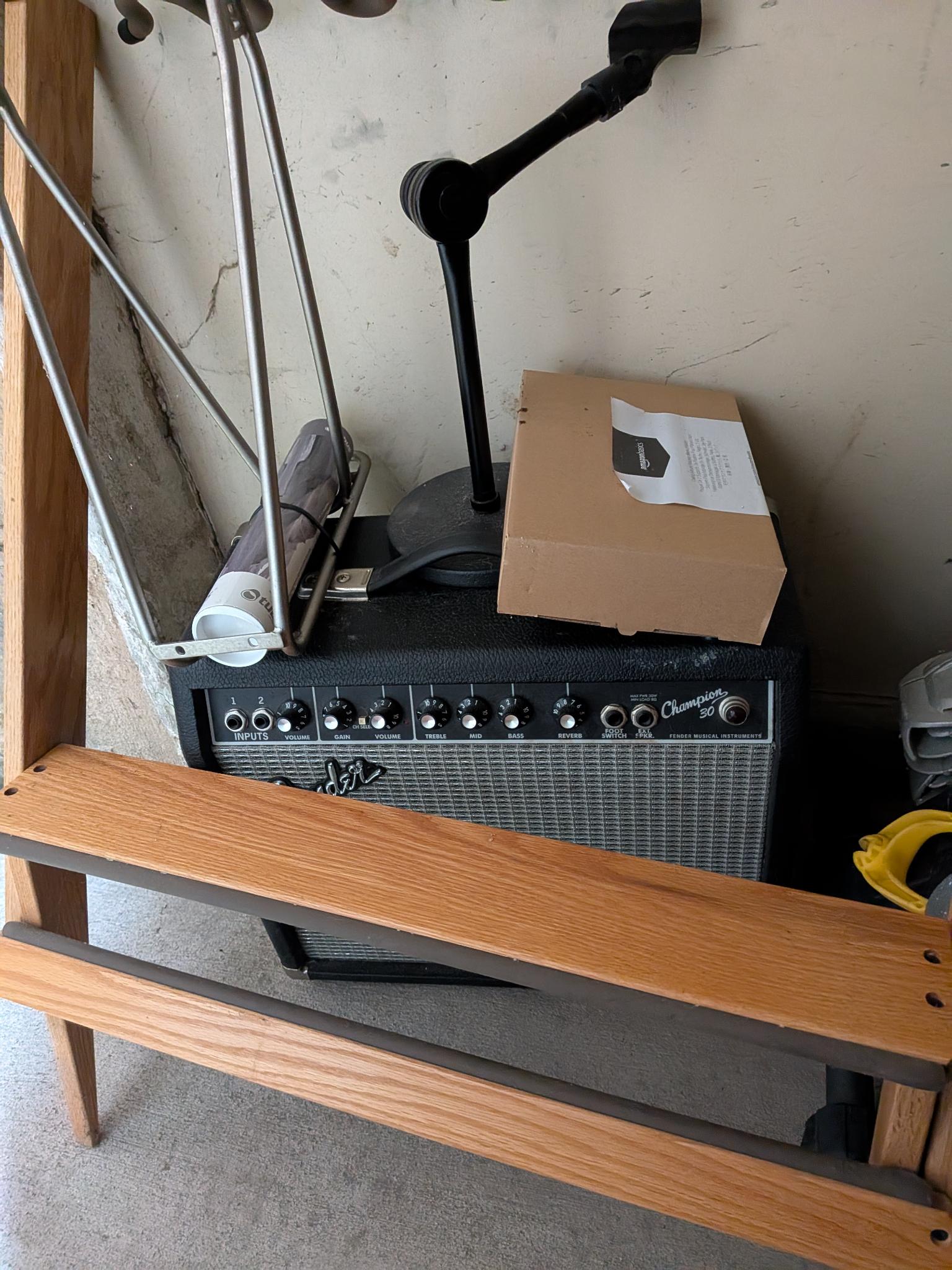 Fender Guitar Amplifier