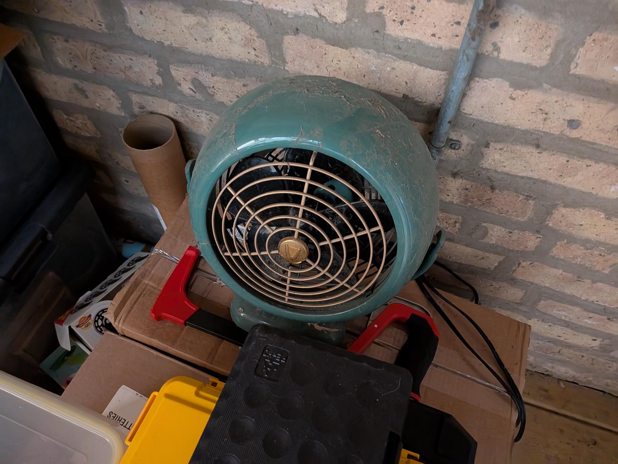 New Vintage Style Fan